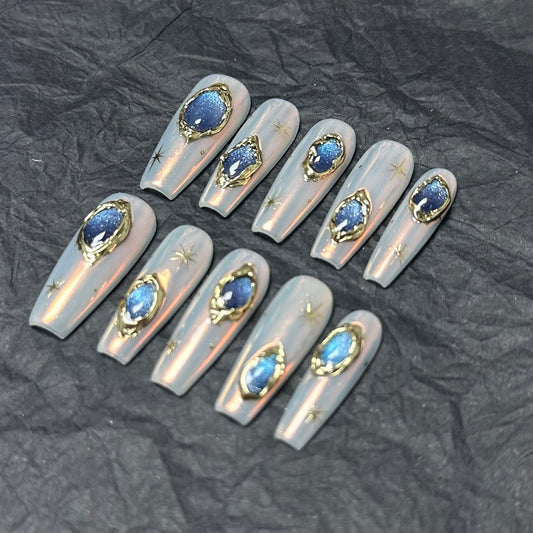Moon Vault